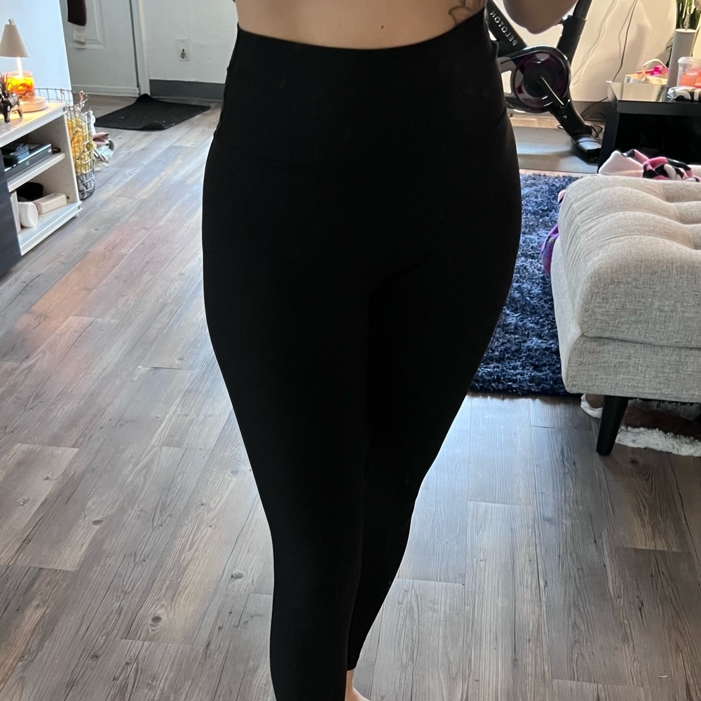 Colorfulkoala black leggings